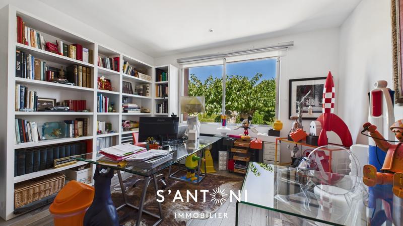 Maison de domaine - 364 m² - 10 pièces