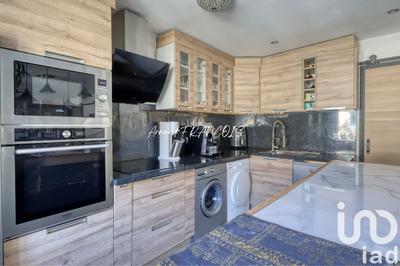 Appartement - 88 m² - 5 pièces