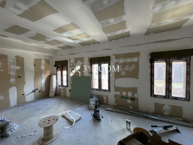 Immeuble - 154 m² - 8 pièces