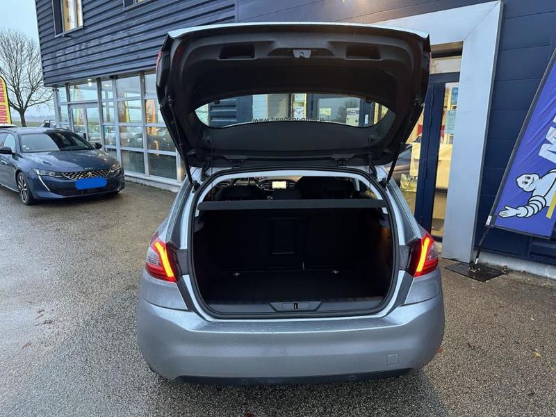 Peugeot 308 II BlueHDi 130 Active Eat8