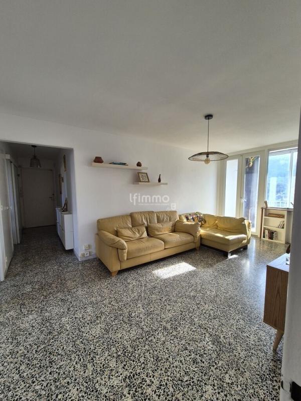 Appartement - 70 m² - 4 pièces