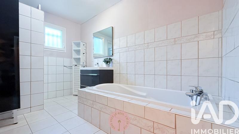 Maison - 141 m² - 6 pièces