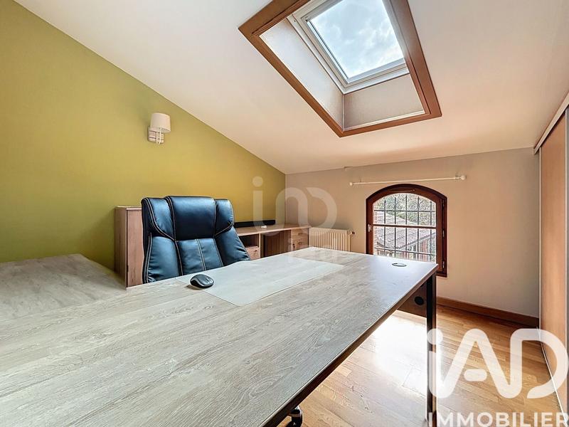 Maison - 206 m² - 9 pièces