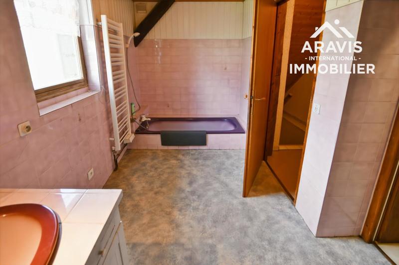 Maison - 180 m² - 7 pièces