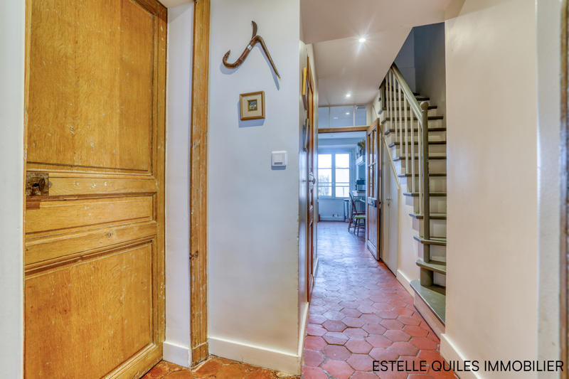 Appartement - 93 m² - 4 pièces