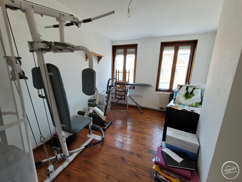 Maison - 92 m² - 4 pièces