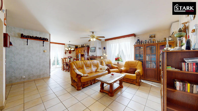 Maison - 102 m² - 5 pièces