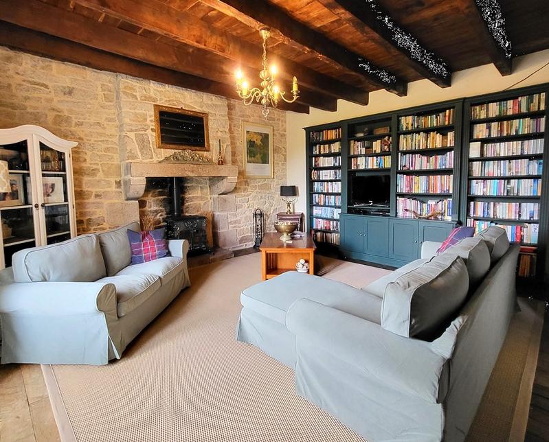 Maison en pierre - 237 m² - 8 pièces