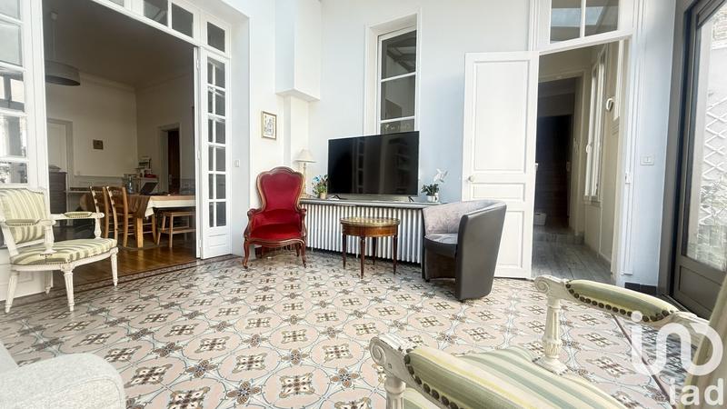 Appartement - 141 m² - 6 pièces