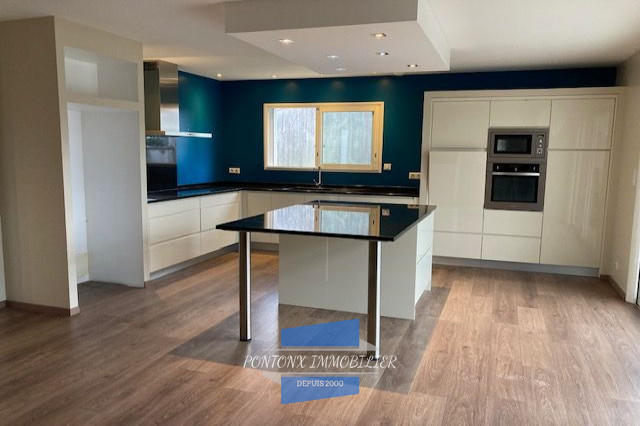 Maison - 126 m² - 5 pièces