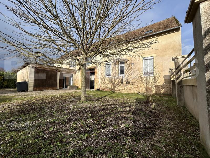 Maison ancienne - 135 m² - 5 pièces