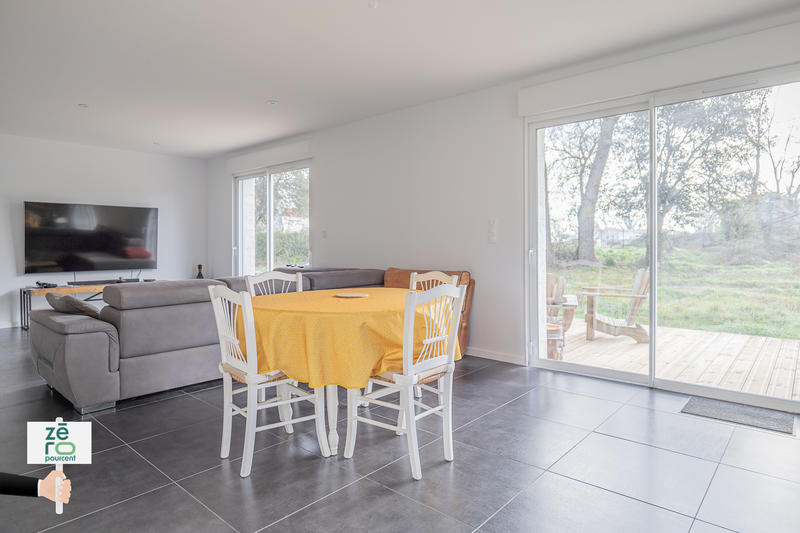 Maison - 103 m² - 4 pièces