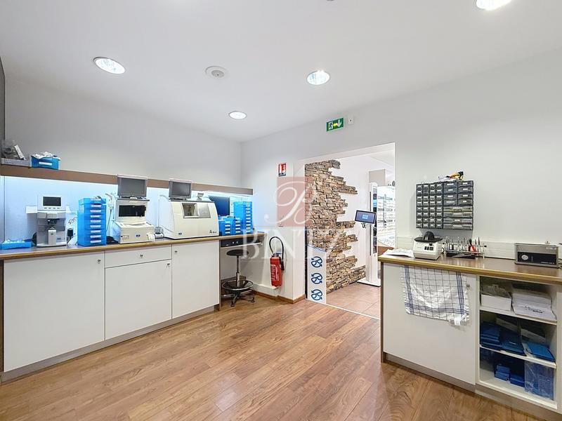 Local commercial - 189 m²