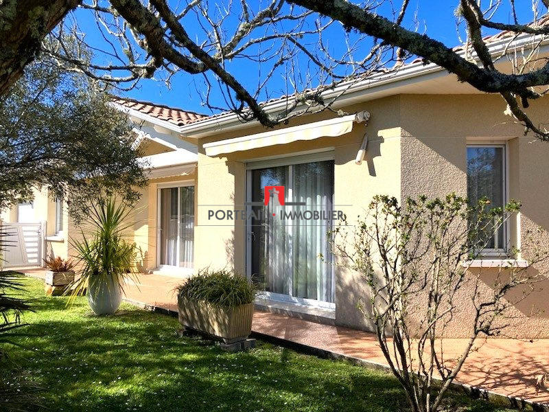 Maison contemporaine - 125 m² - 6 pièces