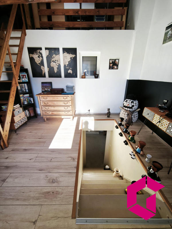 Maison - 179 m² - 5 pièces