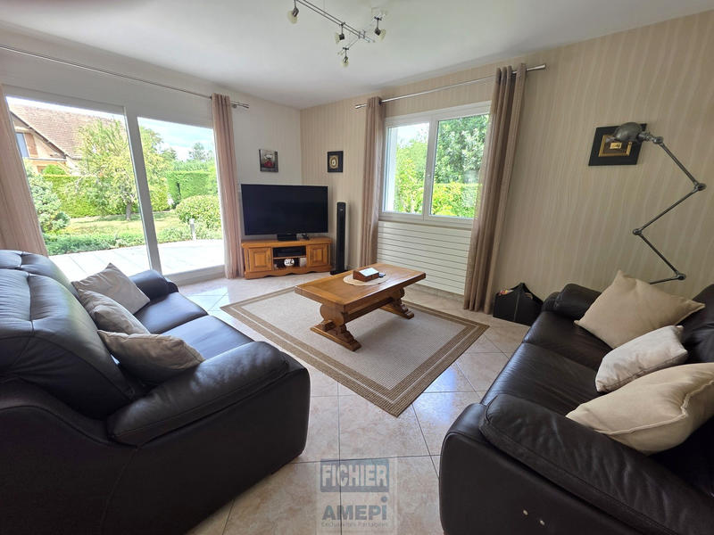 Maison - 226 m² - 8 pièces