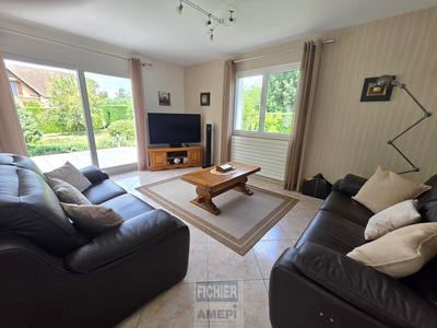 Maison - 226 m² - 8 pièces