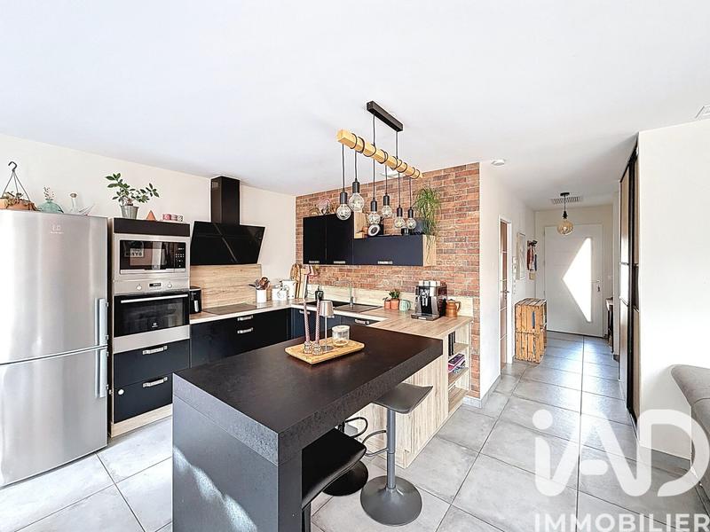 Maison - 94 m² - 4 pièces