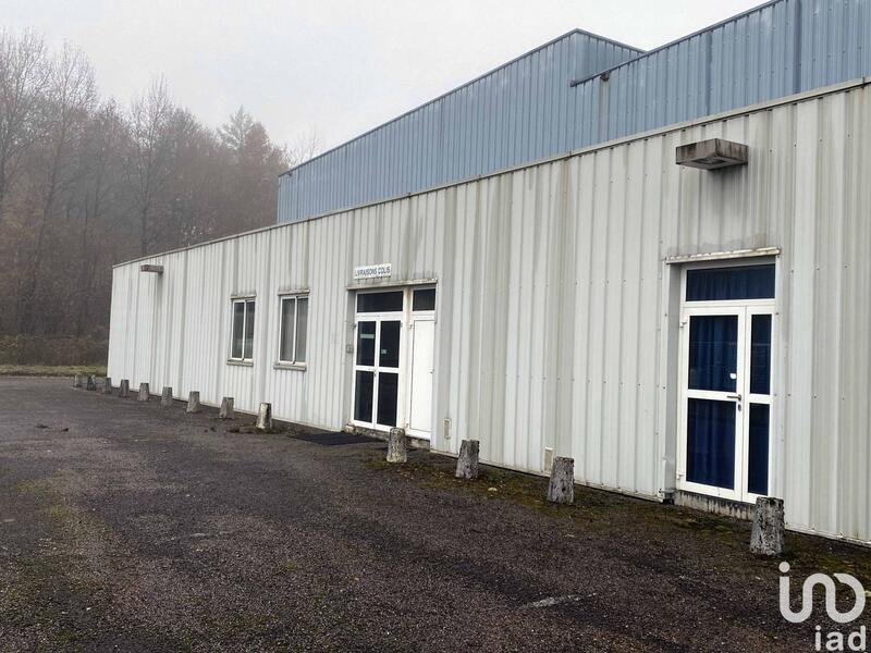 Local commercial - 1 888 m²