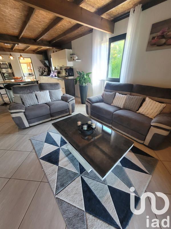 Maison - 140 m² - 5 pièces