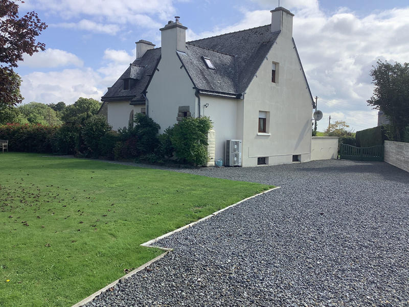 Maison - 152 m² - 8 pièces