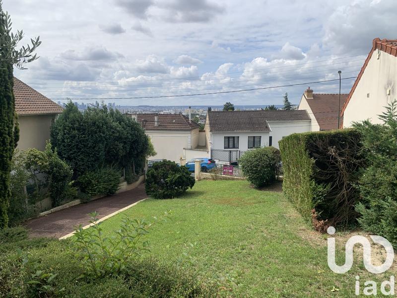 Maison - 215 m² - 10 pièces