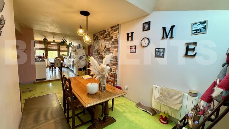 Maison de village - 150 m² - 12 pièces