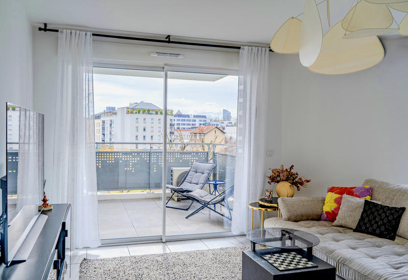 Appartement - 85 m² - 4 pièces