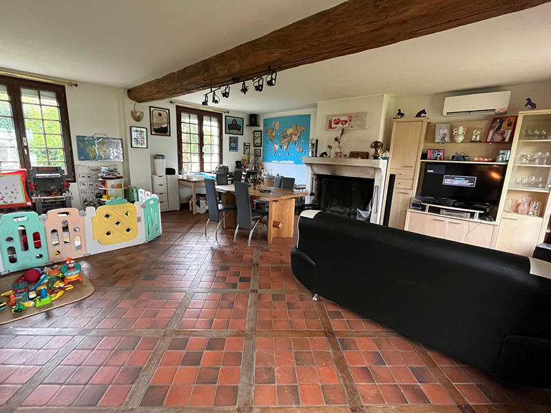 Maison - 180 m² - 6 pièces