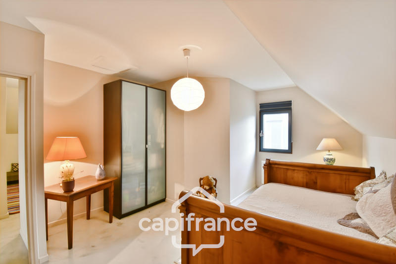 Maison - 428 m² - 11 pièces