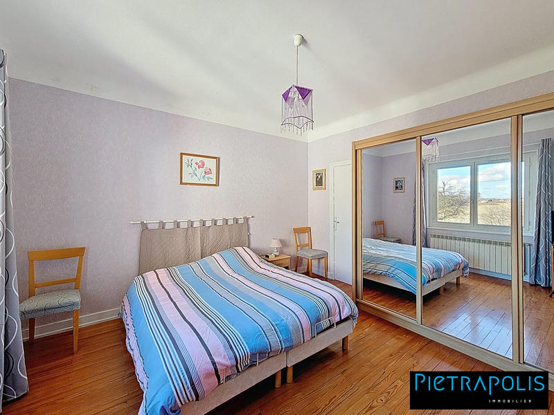 Maison ancienne - 165 m² - 6 pièces