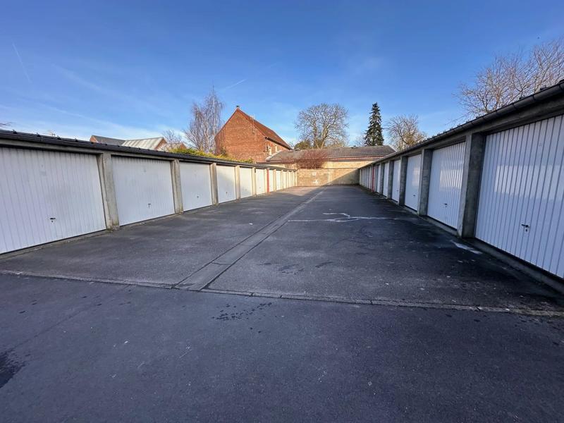 Parking / Garage - 13 m²