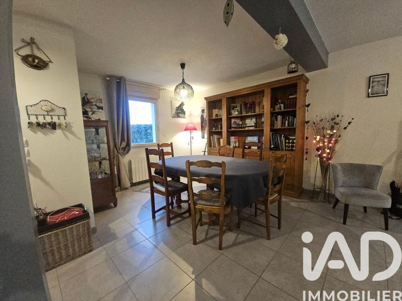 Maison - 104 m² - 6 pièces