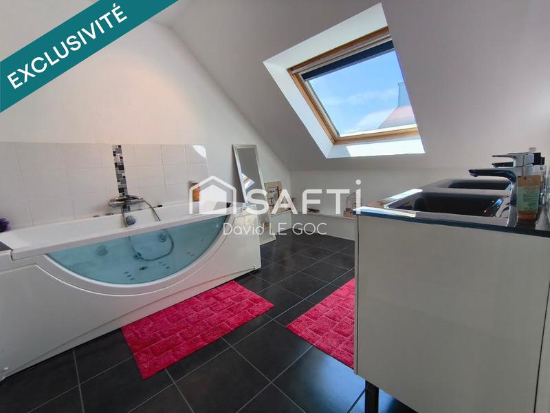 Maison - 100 m² - 5 pièces