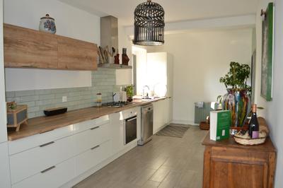 Maison - 272 m² - 9 pièces