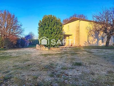 Maison - 147 m² - 5 pièces