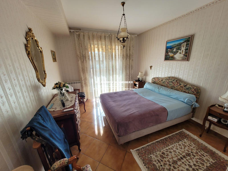 Viager - Appartement - 102 m² - 4 pièces