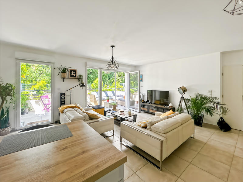 Appartement - 82 m² - 4 pièces