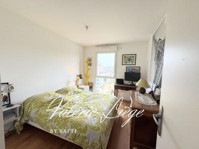 Appartement - 81 m² - 4 pièces