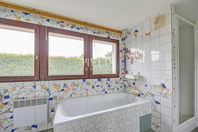 Maison - 98 m² - 5 pièces