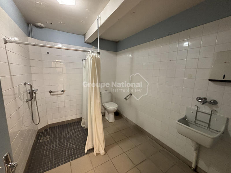 Maison - 319 m² - 12 pièces