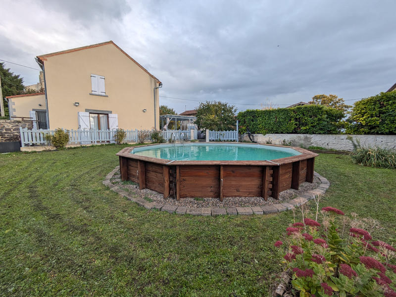 Maison - 170 m² - 10 pièces