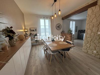 Maison de ville - 86 m² - 4 pièces