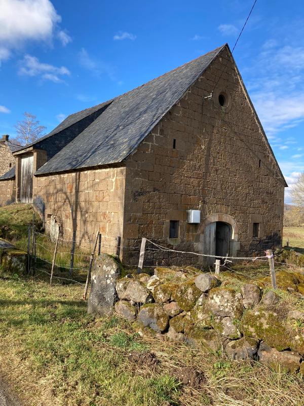 Maison - 288 m² - 2 pièces