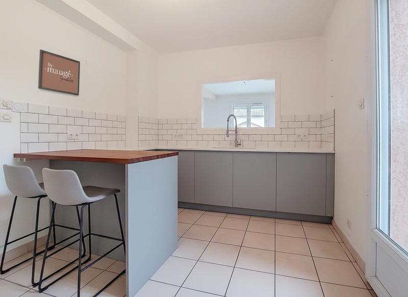 Maison - 90 m² - 4 pièces