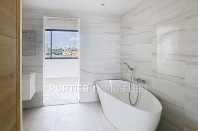 Appartement - 139 m² - 4 pièces