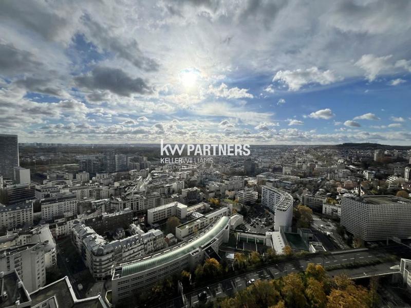 Appartement - 110 m² - 4 pièces