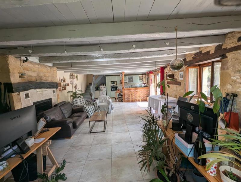 Appartement - 83 m² - 3 pièces