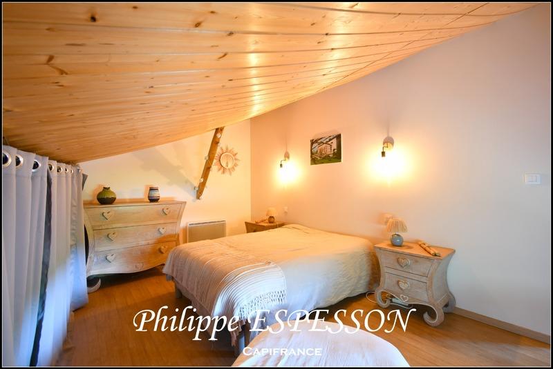 Corps de ferme - 205 m² - 8 pièces