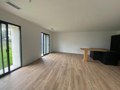 Maison - 99 m² - 4 pièces